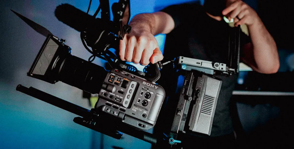 🎥 Guía 2025: Las Mejores Cámaras para Producción Audiovisual 1 Sony FX6 full frame 4K 1 luca Productora